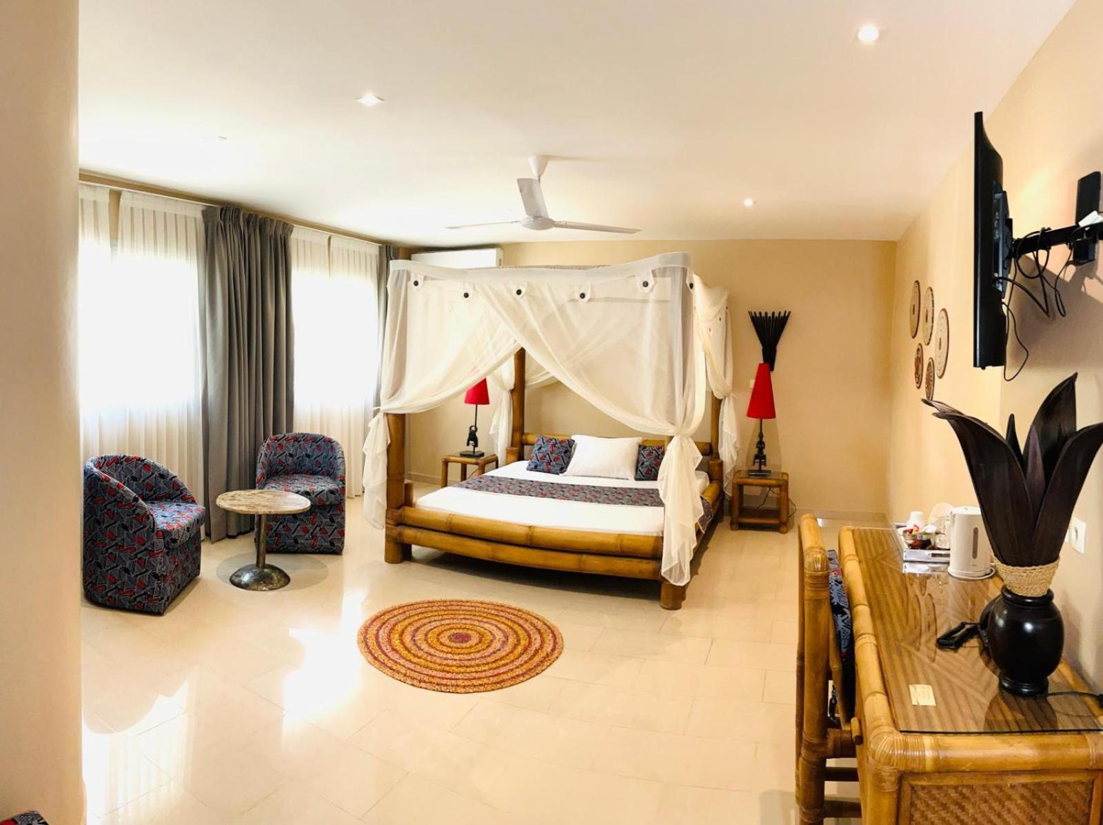 דקר Le Lodge Des Almadies מראה חיצוני תמונה