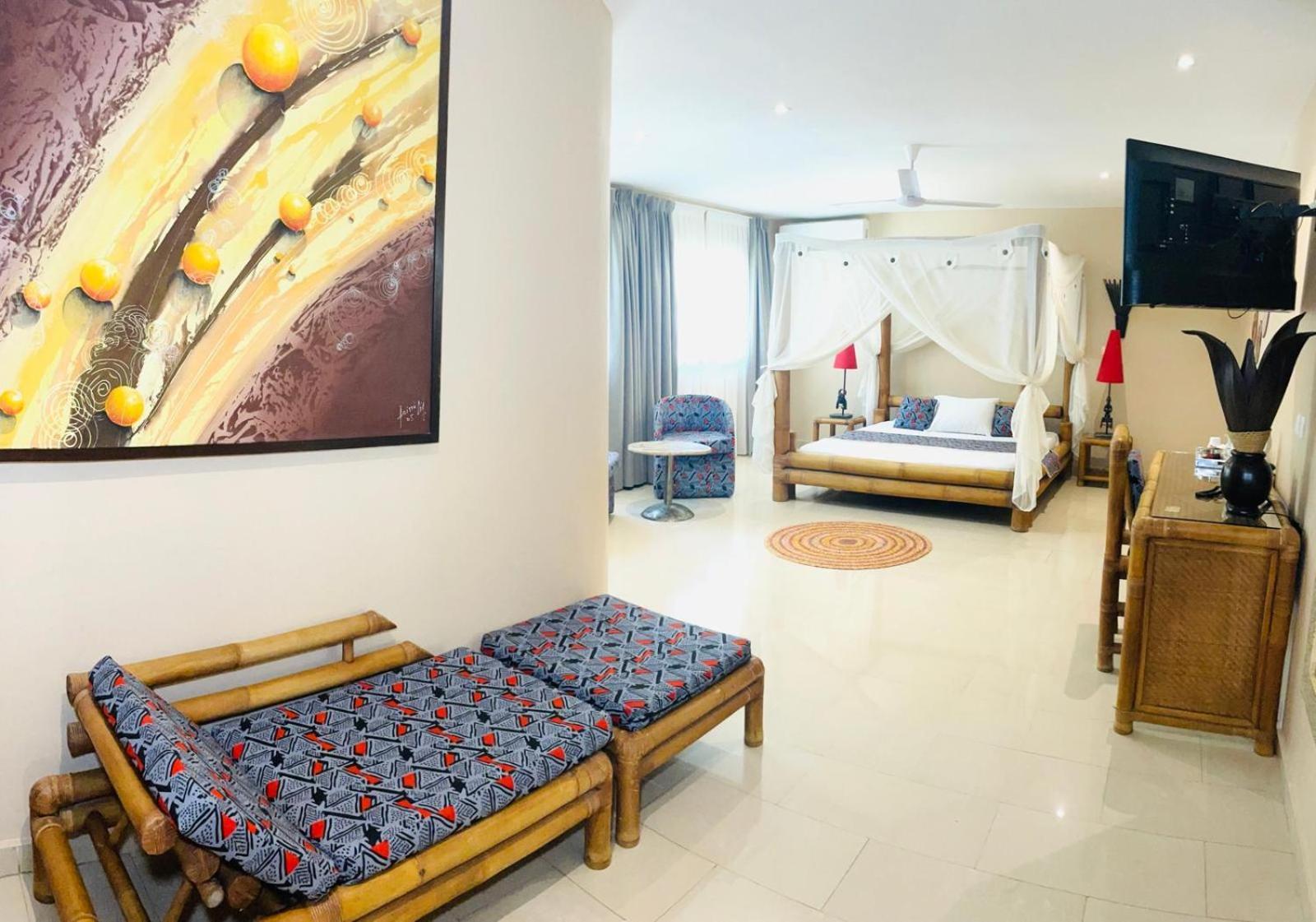 דקר Le Lodge Des Almadies מראה חיצוני תמונה