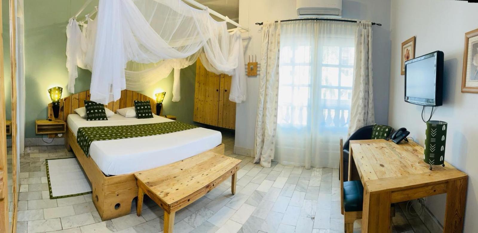 דקר Le Lodge Des Almadies מראה חיצוני תמונה