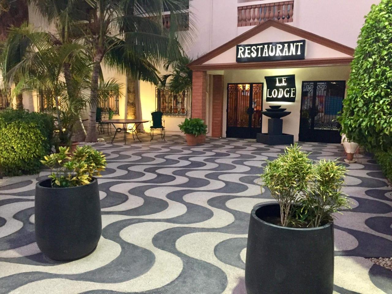 דקר Le Lodge Des Almadies מראה חיצוני תמונה