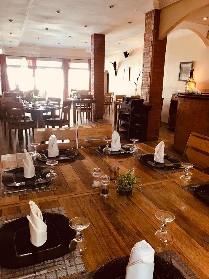 דקר Le Lodge Des Almadies מראה חיצוני תמונה