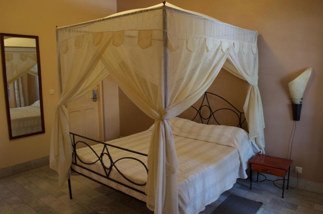 דקר Le Lodge Des Almadies מראה חיצוני תמונה