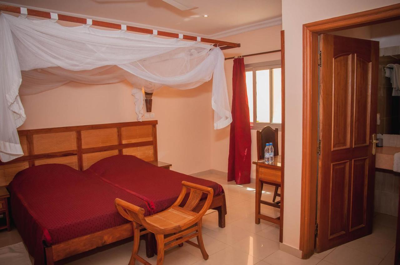 דקר Le Lodge Des Almadies מראה חיצוני תמונה